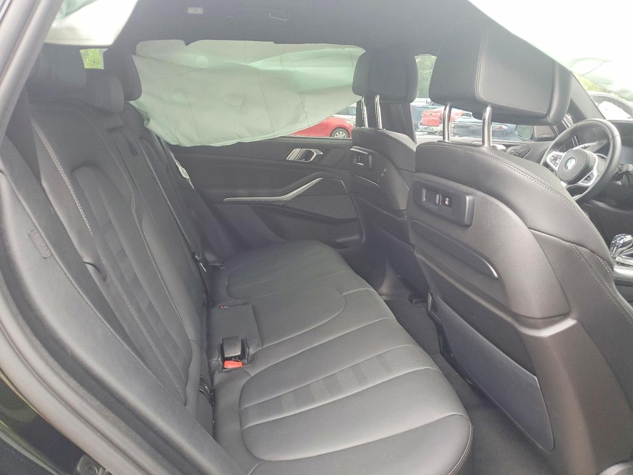 2022 BMW X5 M50I - zdjęcie 11