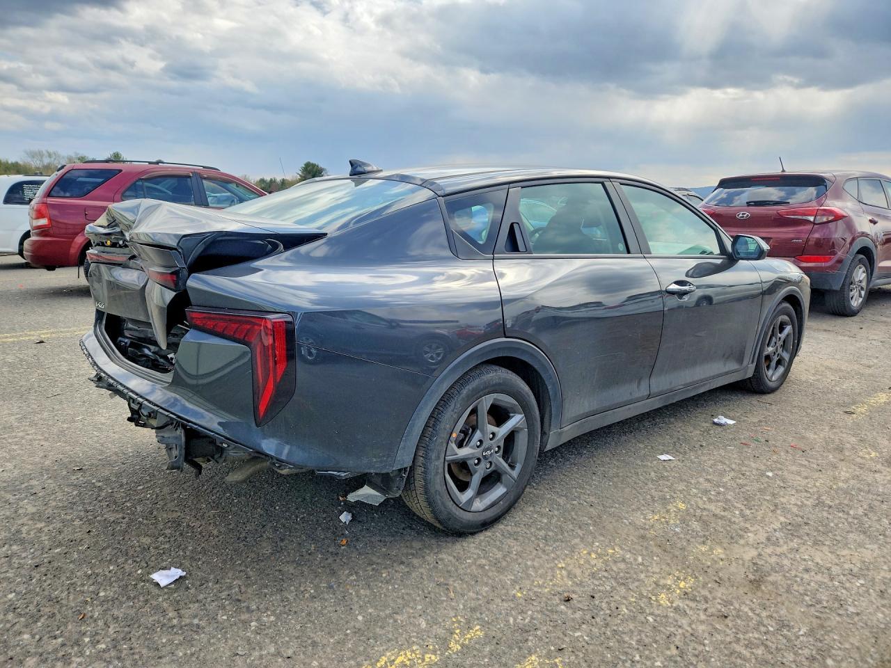 2025 Kia K4 Lxs - zdjęcie 3