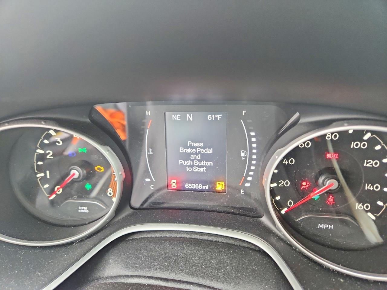 2020 Jeep Compass Latitude - zdjęcie 9
