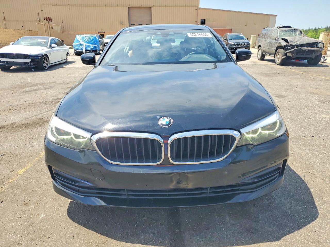 2019 BMW 530 Xi - zdjęcie 5