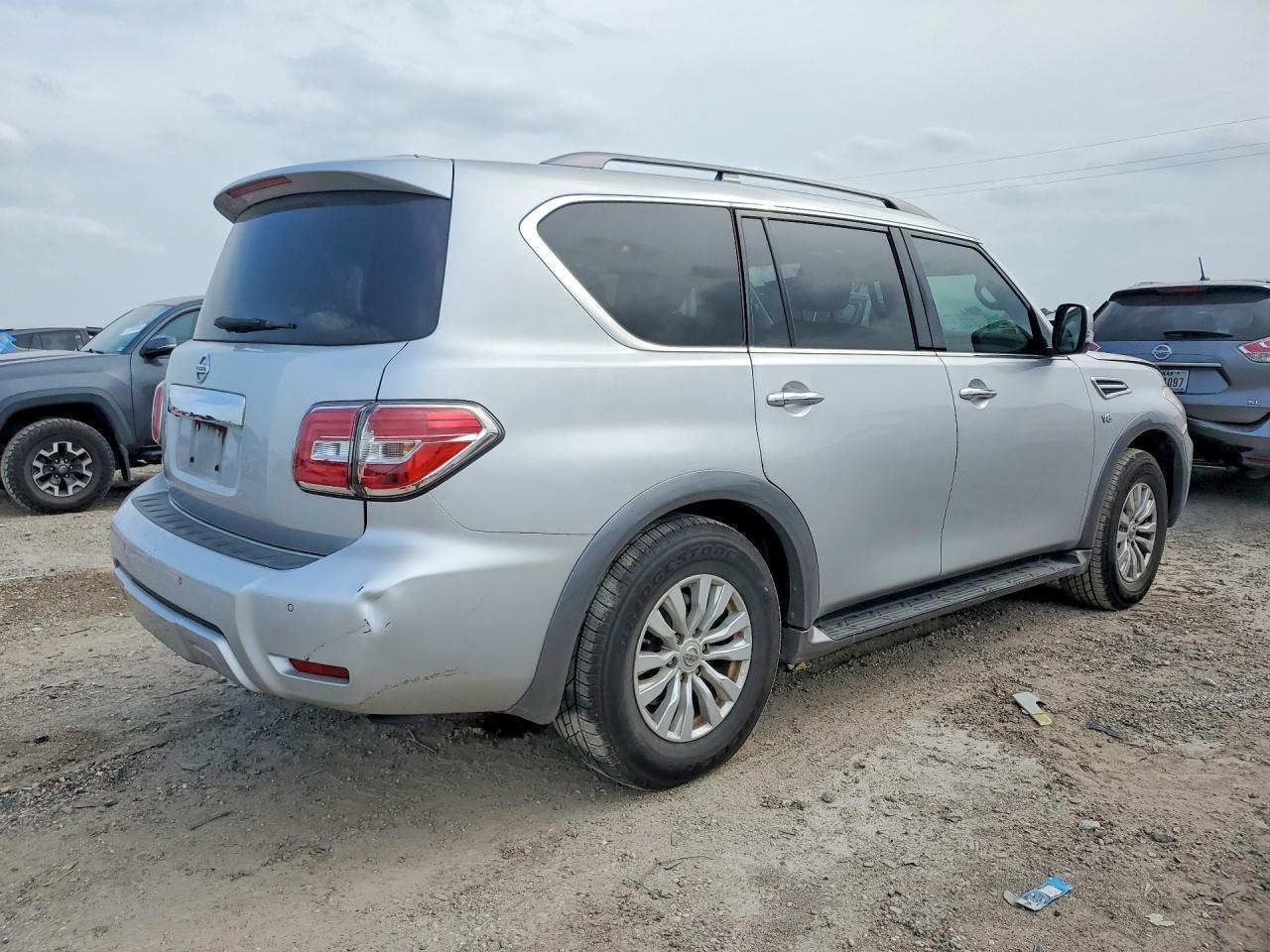2018 Nissan Armada Sv - zdjęcie 3