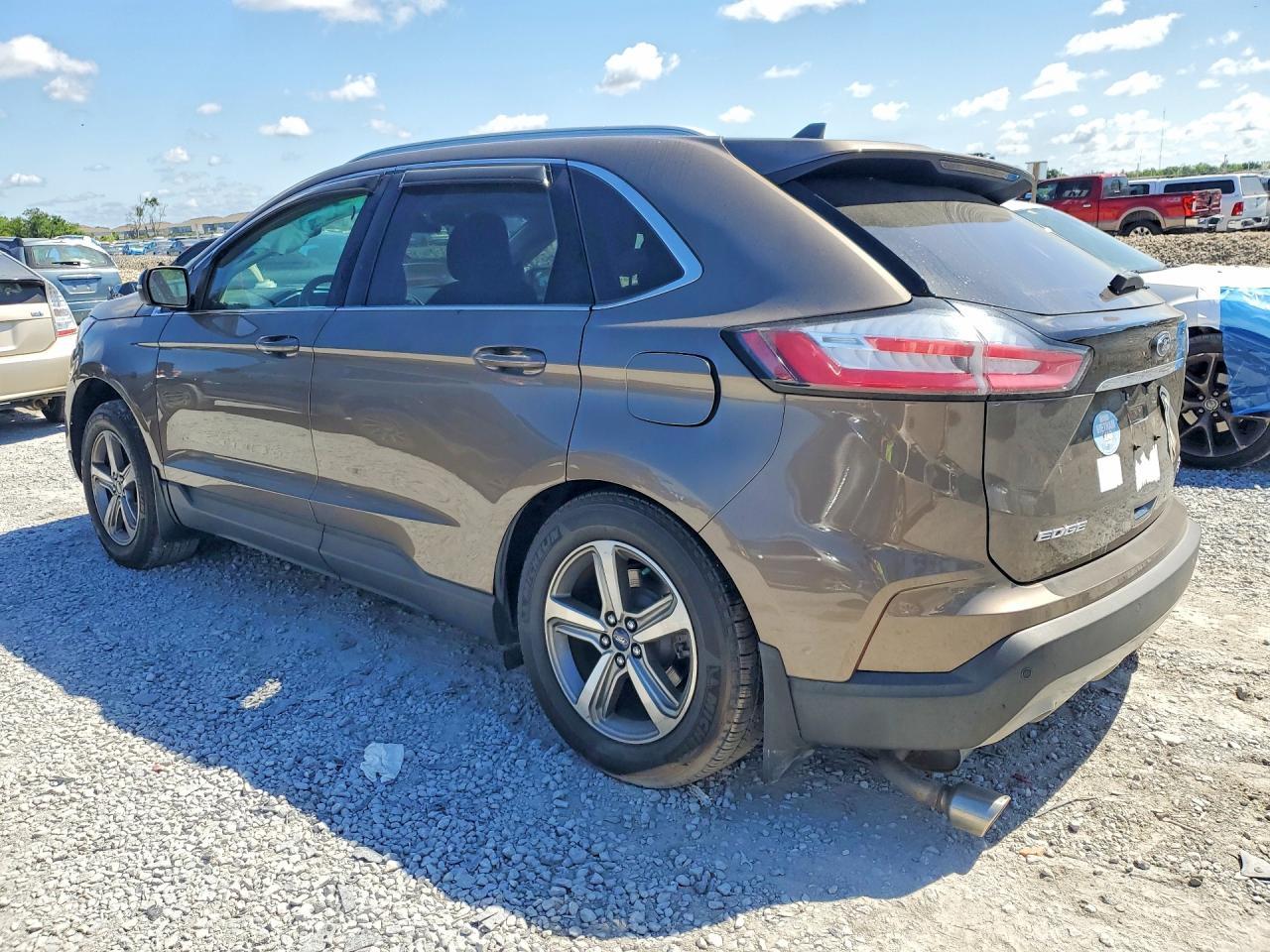 2019 Ford Edge Sel - zdjęcie 2