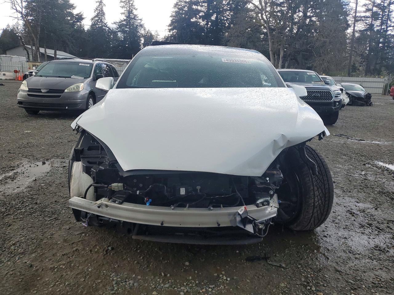 2024 Tesla Model X - zdjęcie 5