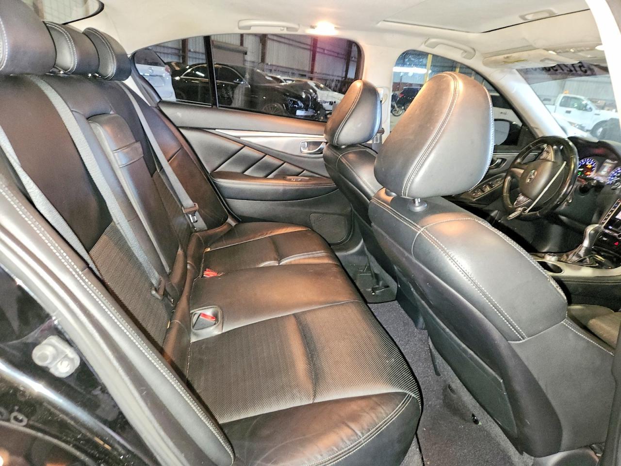 2014 Infiniti Q50 Sport - zdjęcie 10