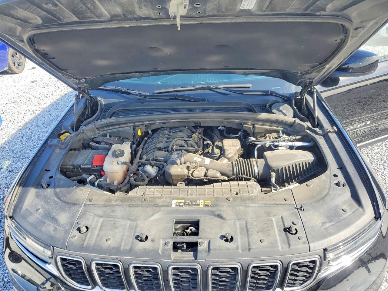 2023 Jeep Grand Cherokee L Laredo - zdjęcie 12