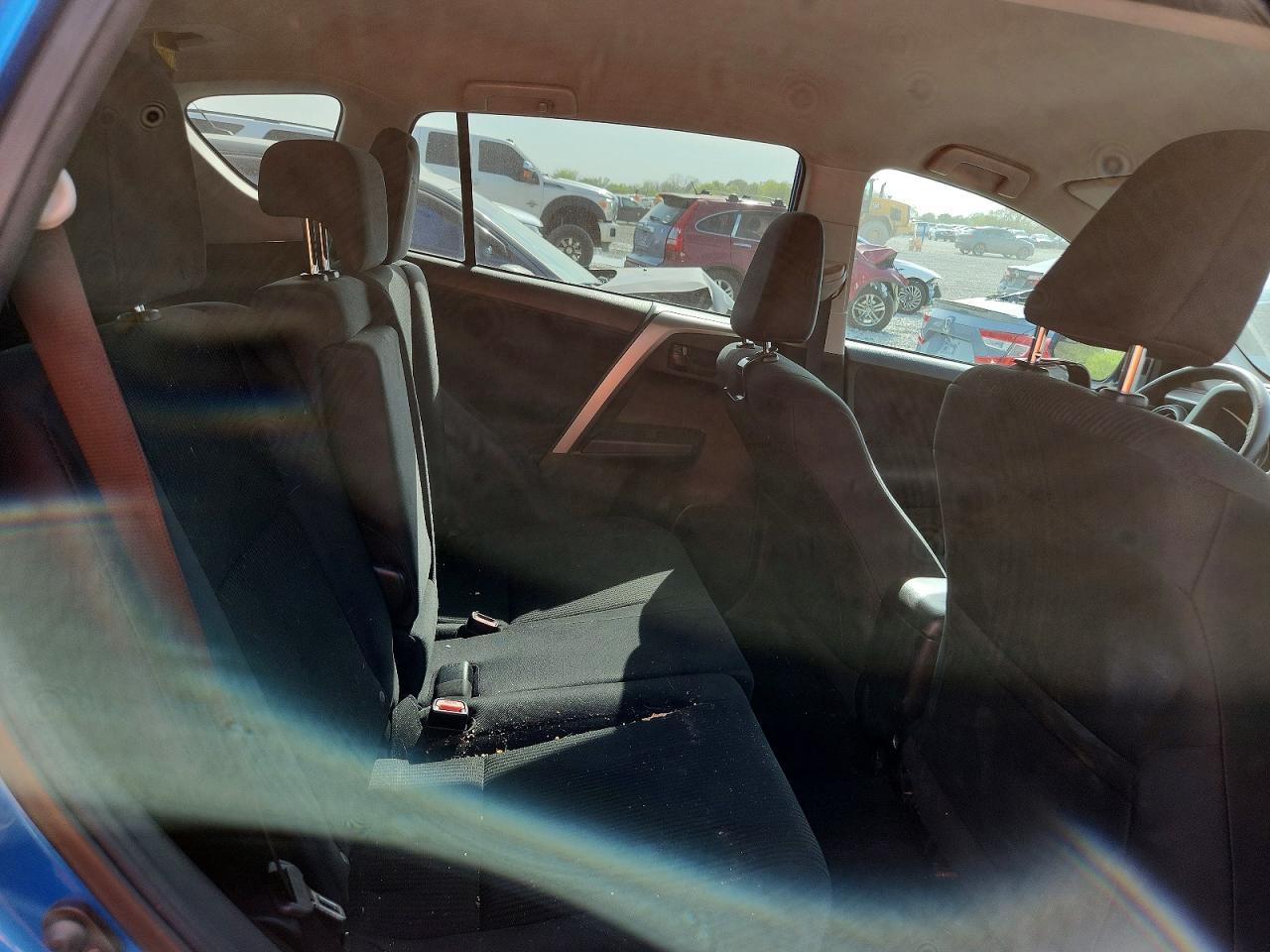 2017 Toyota Rav4 Le - zdjęcie 11