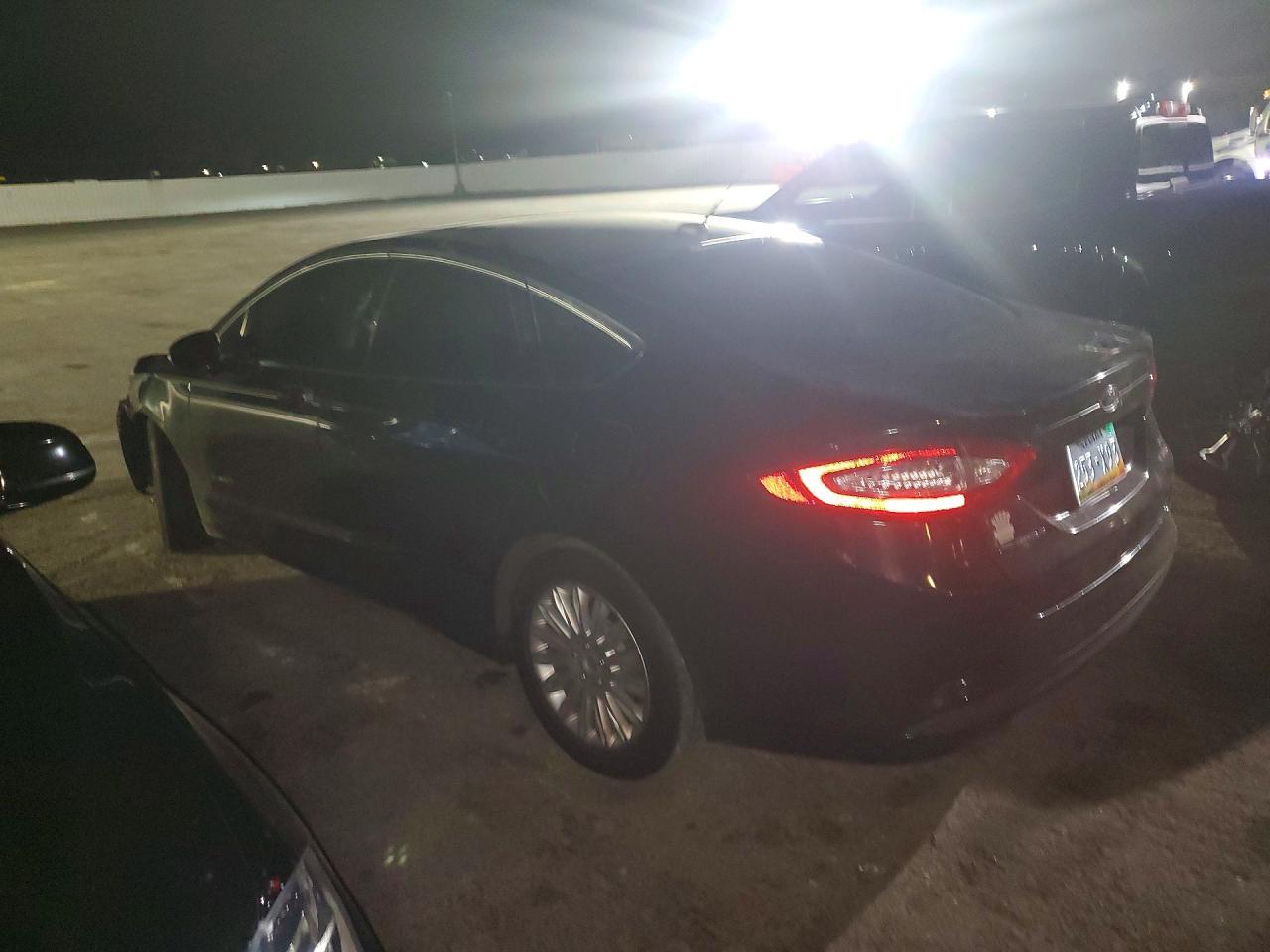 2013 Ford Fusion Se Hybrid - zdjęcie 2