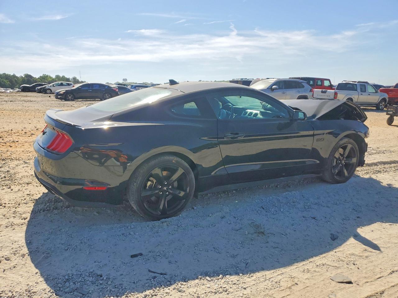 2023 Ford Mustang Gt - zdjęcie 3