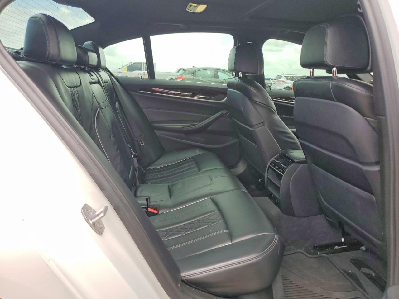 2018 BMW 540 I - zdjęcie 10