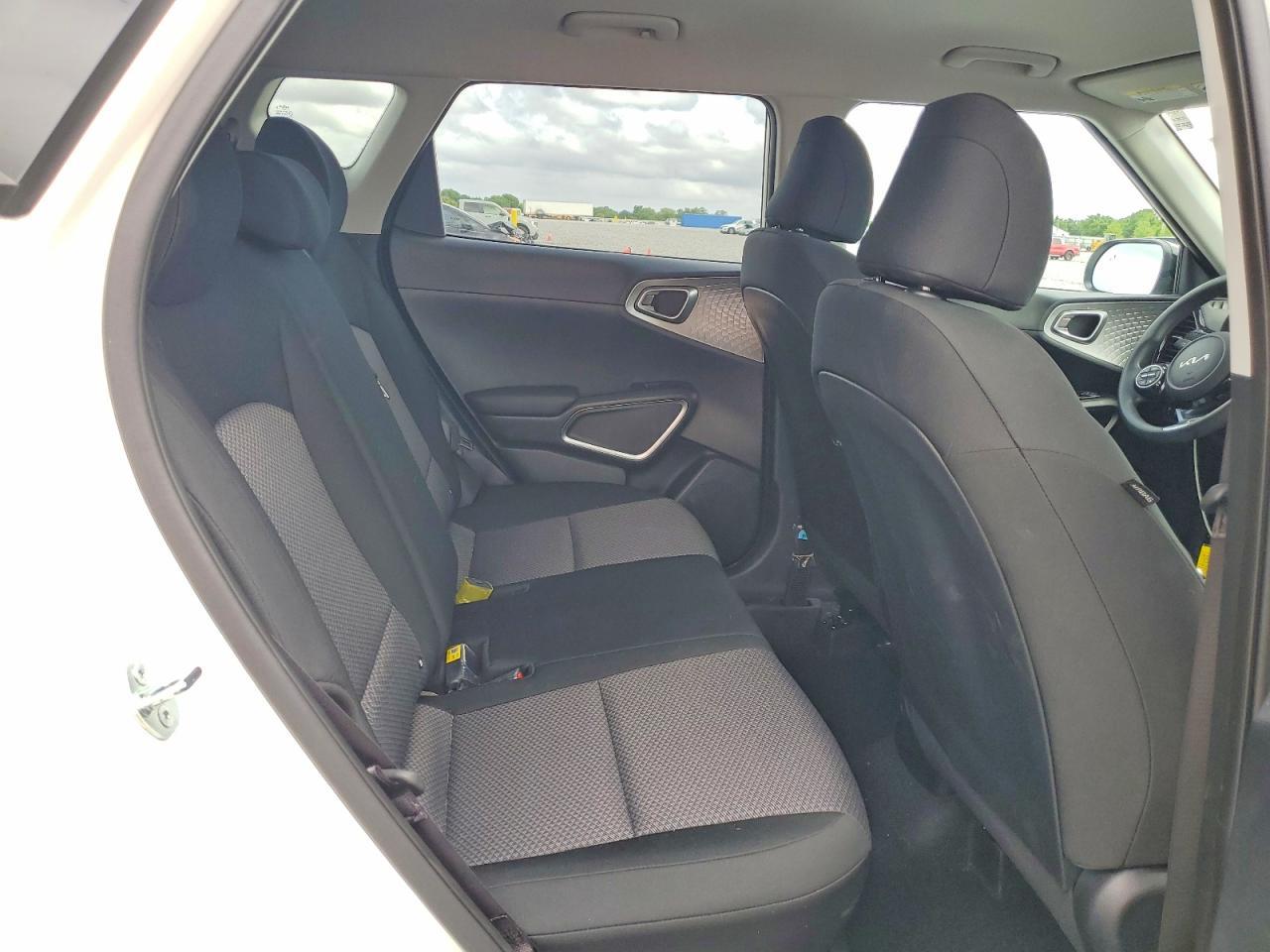 2025 Kia Soul S - zdjęcie 10