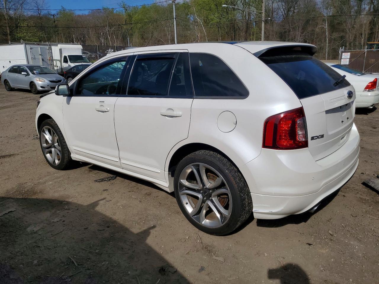 2013 Ford Edge Sport - zdjęcie 2