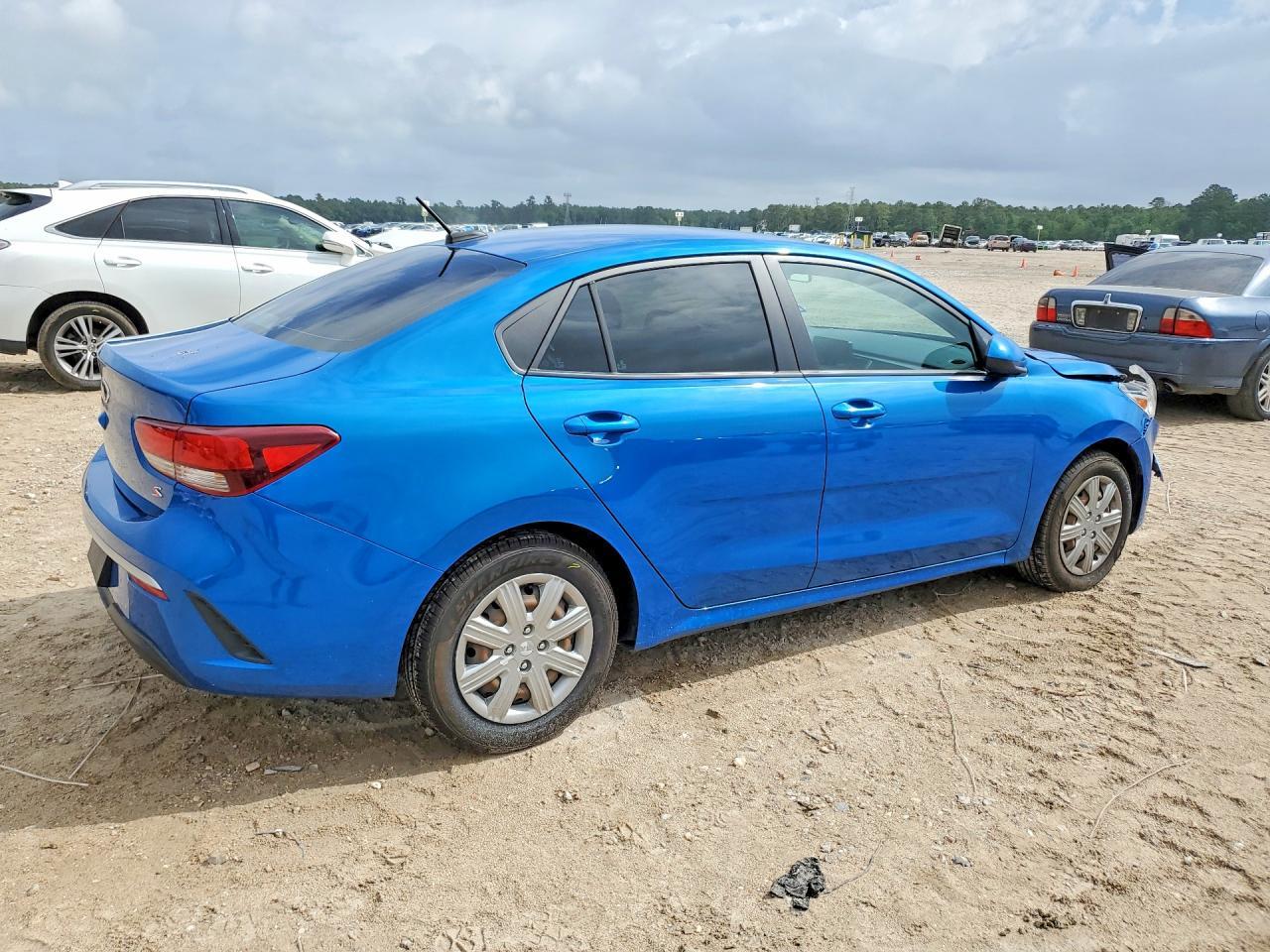 2021 Kia Rio S - zdjęcie 3