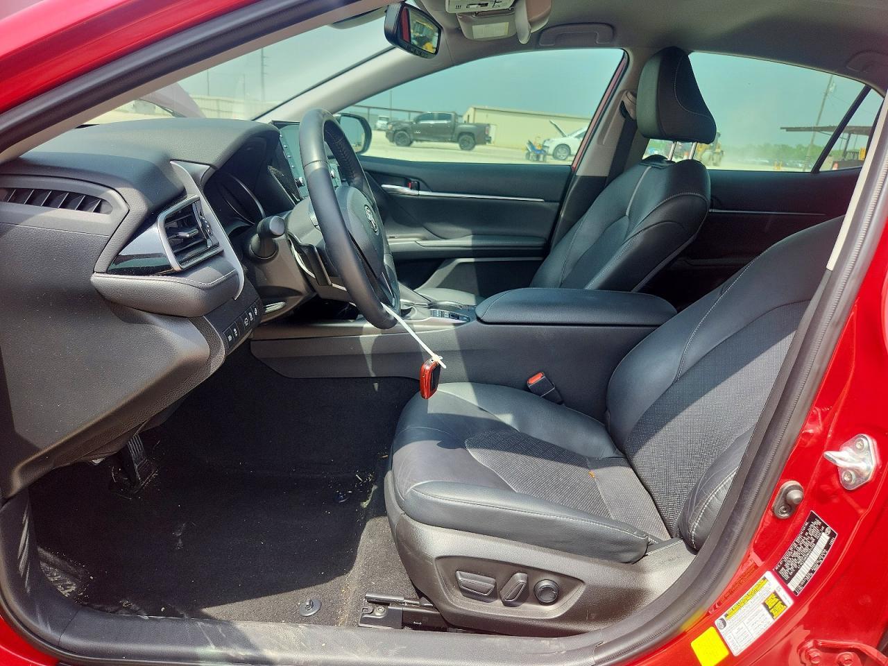 2021 Toyota Camry - zdjęcie 7