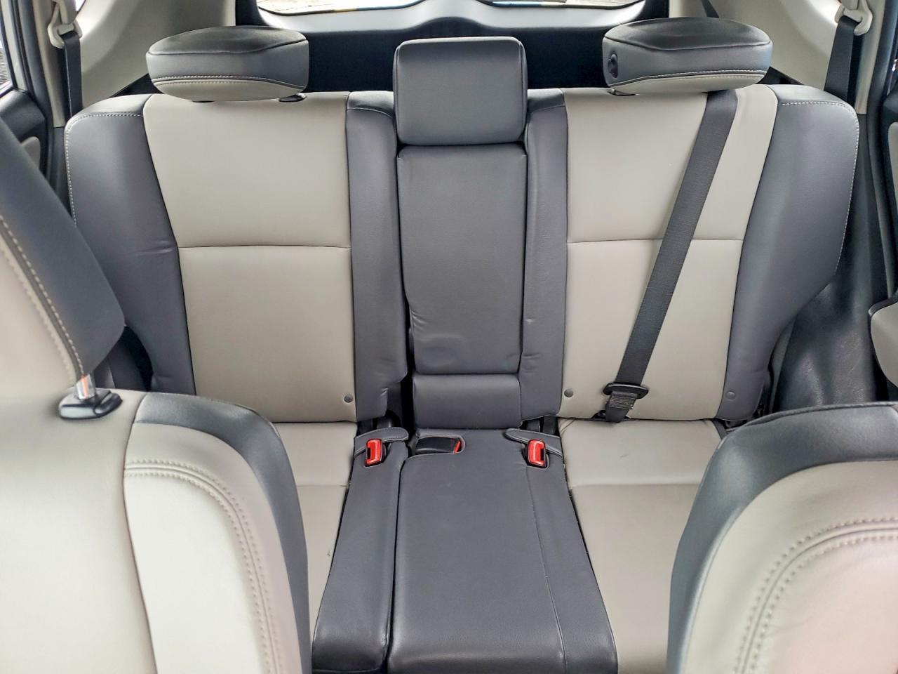2015 Toyota Rav4 Limited - zdjęcie 10