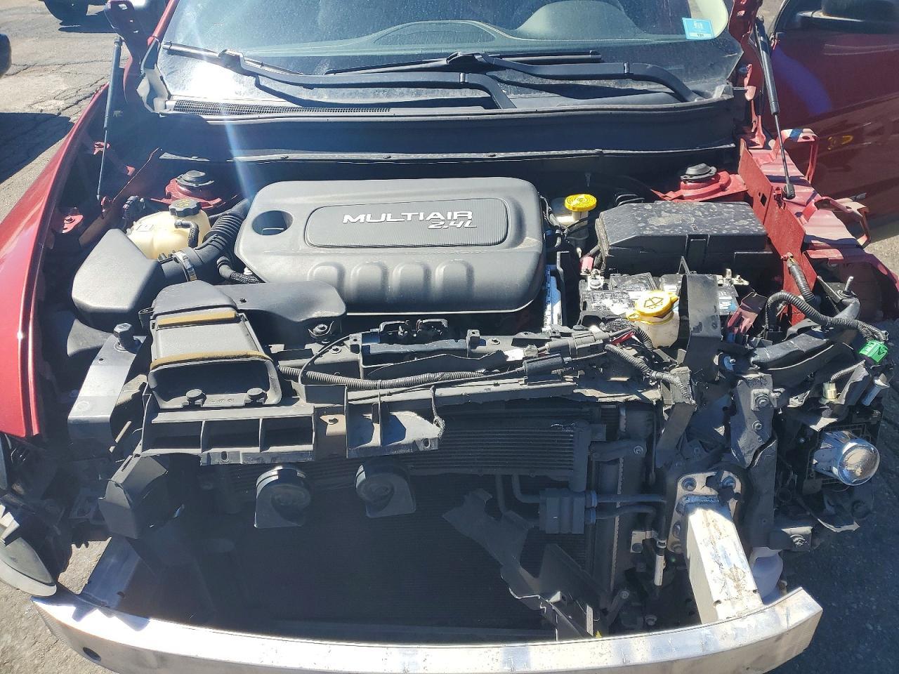 2015 Jeep Cherokee Sport - zdjęcie 13
