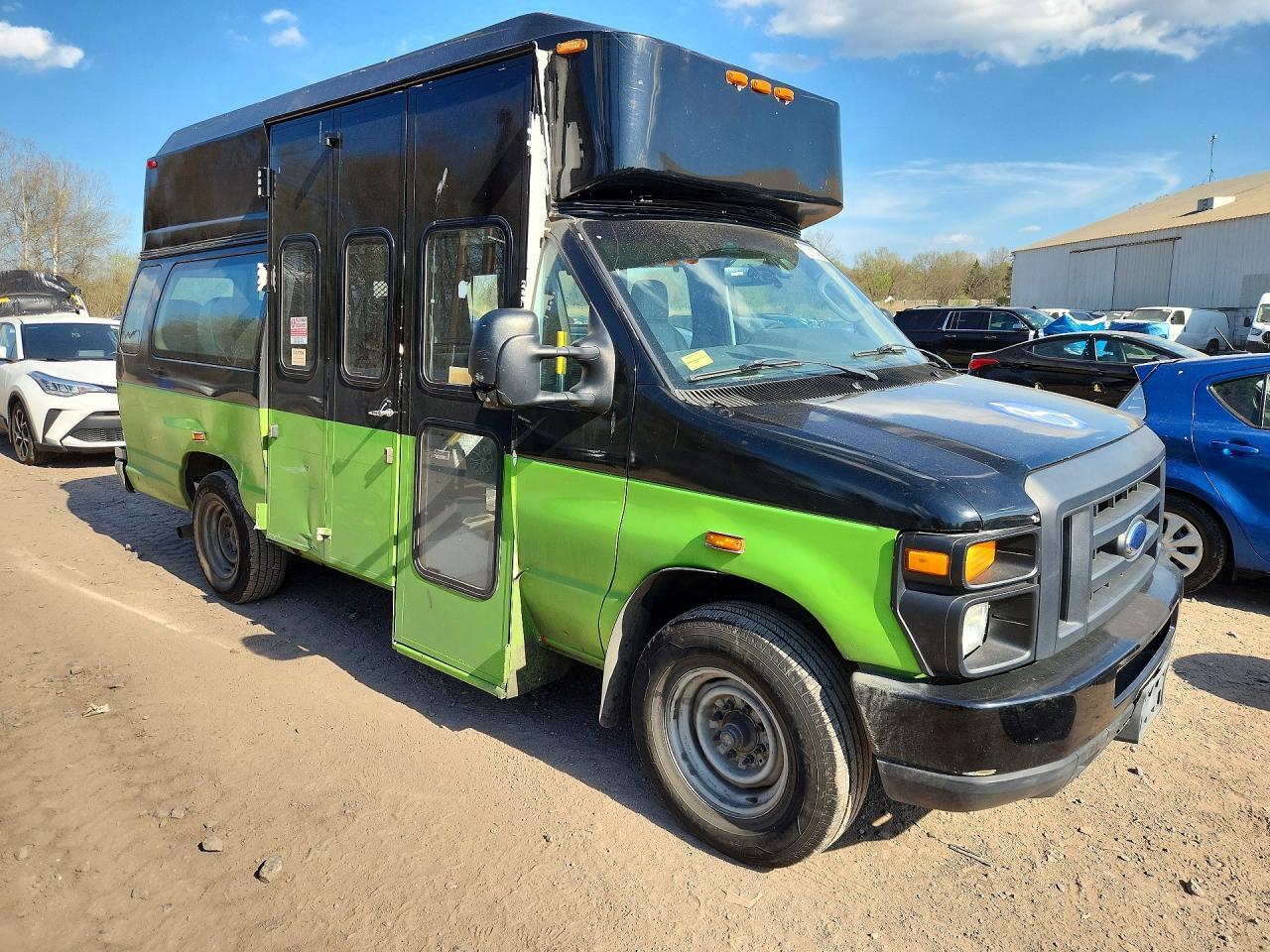 2013 Ford Econo E350 - zdjęcie 4
