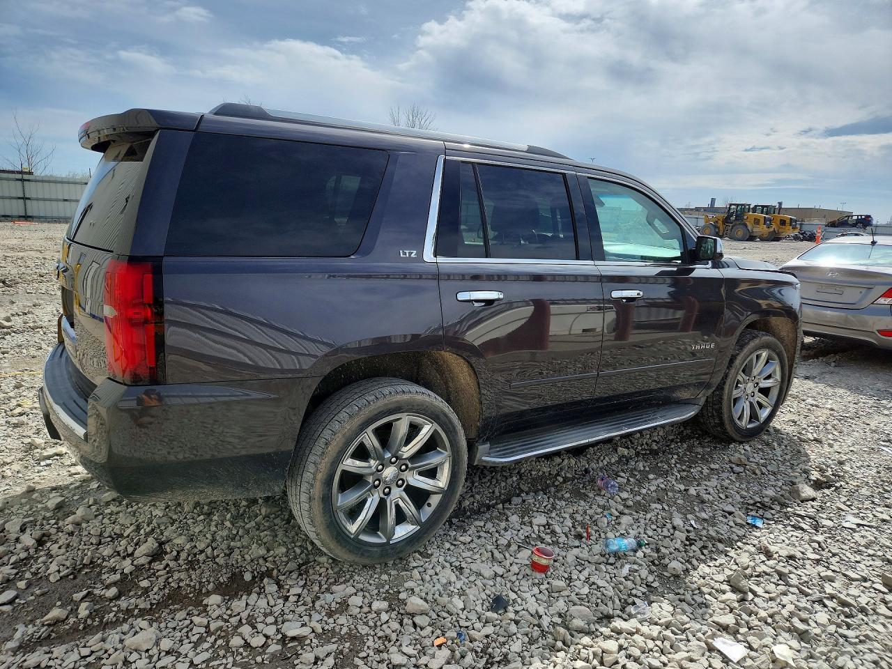 2015 Chevrolet Tahoe Ltz - zdjęcie 3