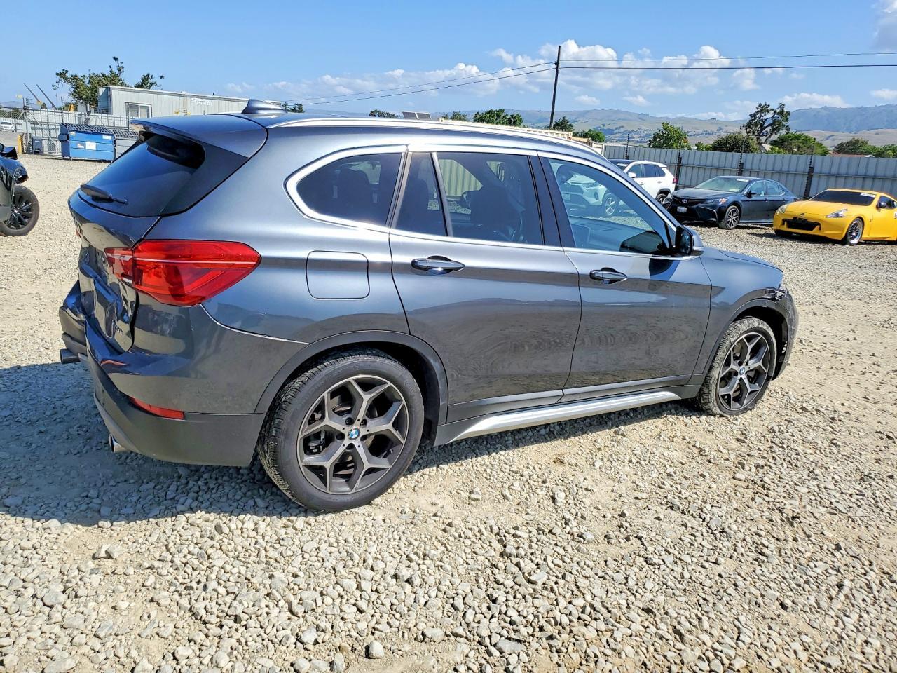 2018 BMW X1 Sdrive28I - zdjęcie 3