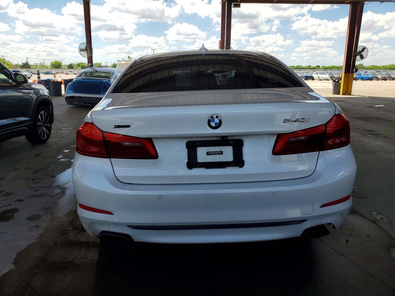 2018 BMW 540 I - zdjęcie 6