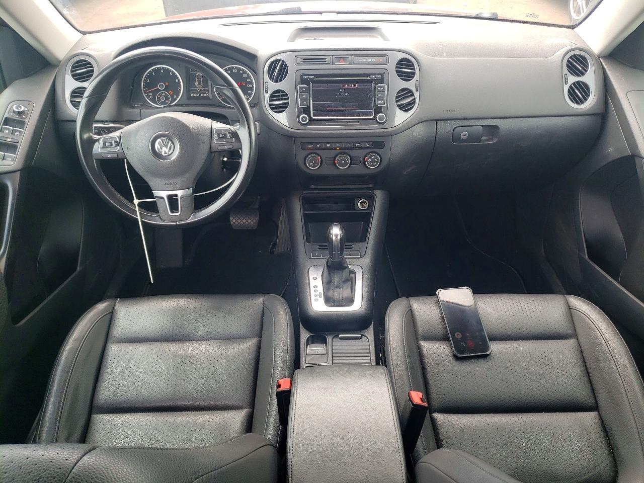2013 Volkswagen Tiguan S - zdjęcie 8