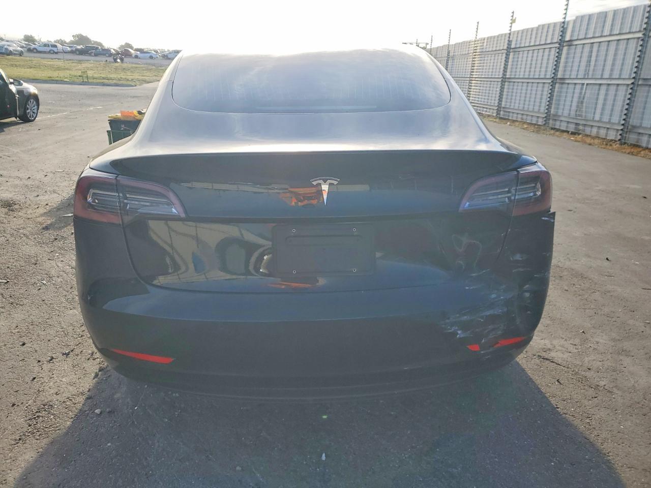 2018 Tesla Model 3 - zdjęcie 6