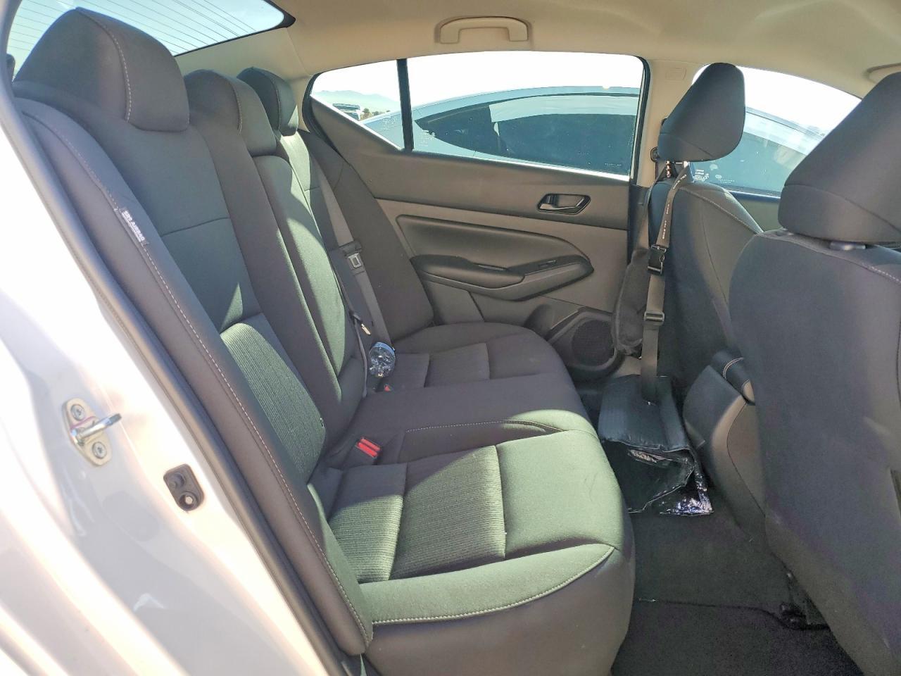 2023 Nissan Altima S - zdjęcie 10