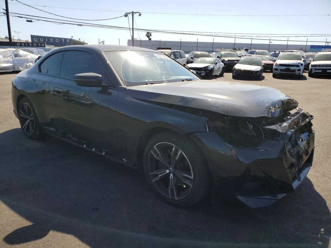 2025 BMW 230I - zdjęcie 4