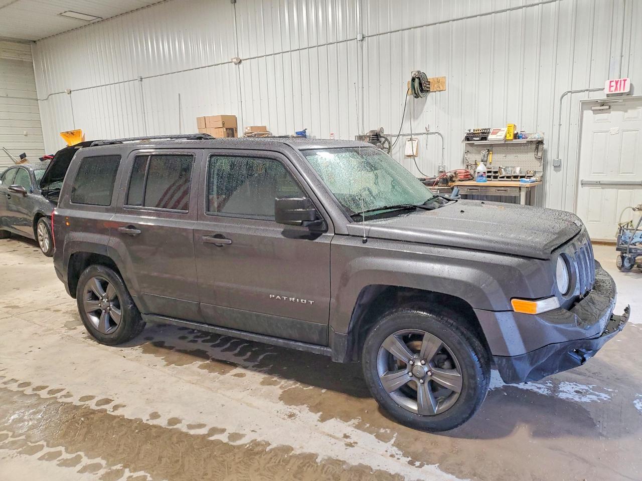 2015 Jeep Patriot Latitude - zdjęcie 4