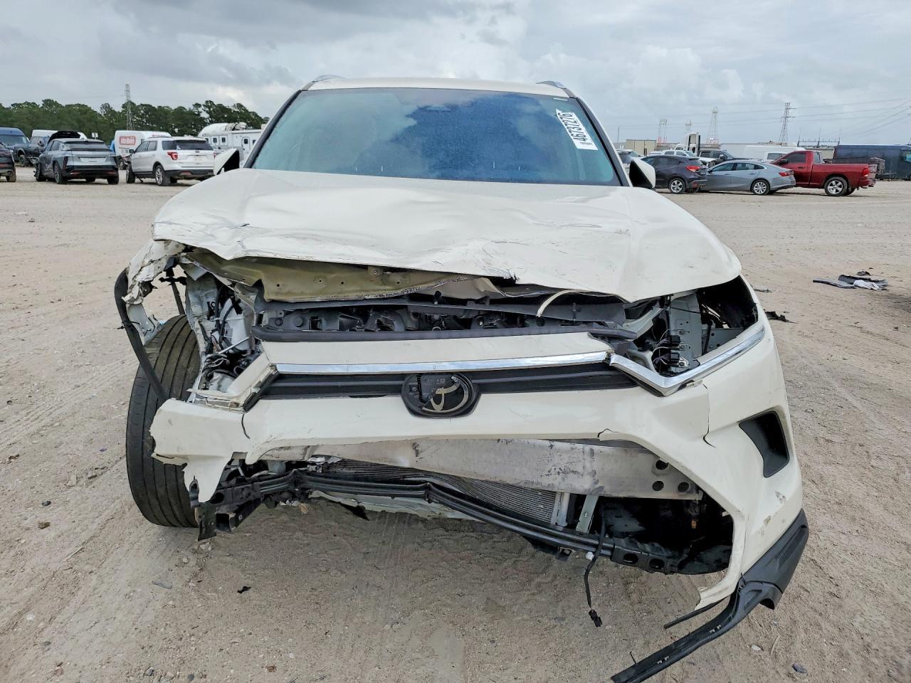 2024 Toyota Grand Highlander Xle - zdjęcie 5