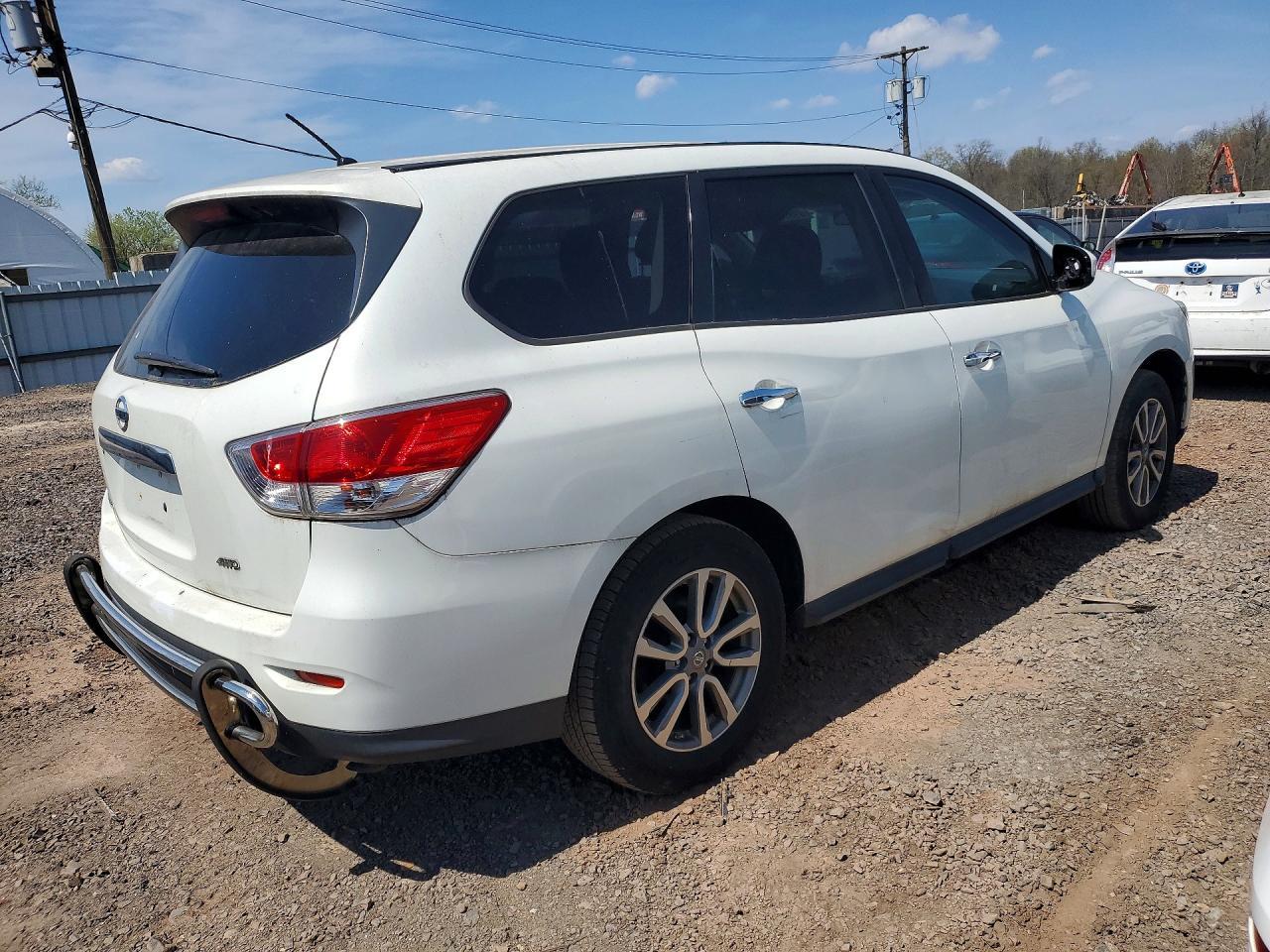 2014 Nissan Pathfinder S - zdjęcie 3