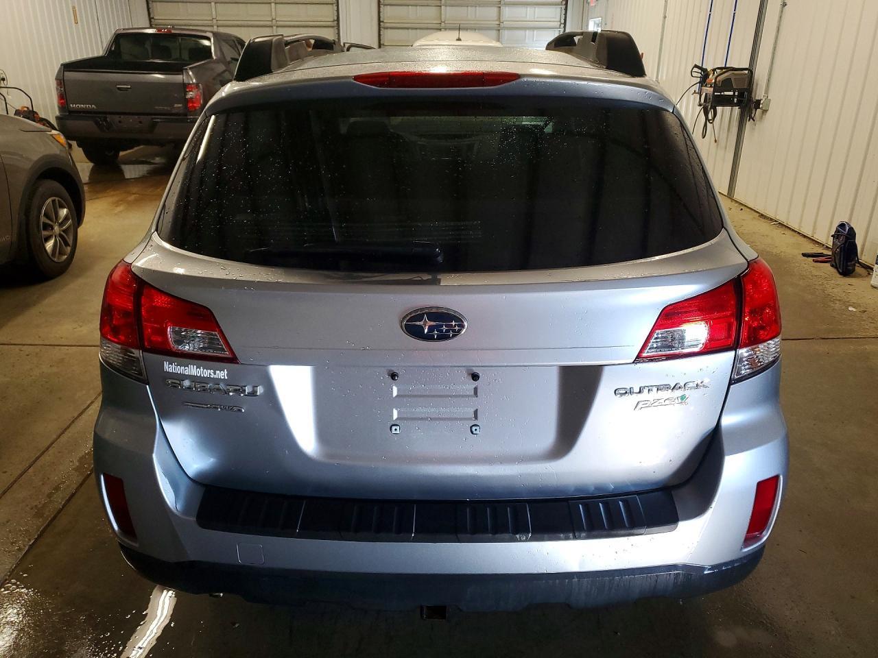 2013 Subaru Outback 2.5I Premium - zdjęcie 7