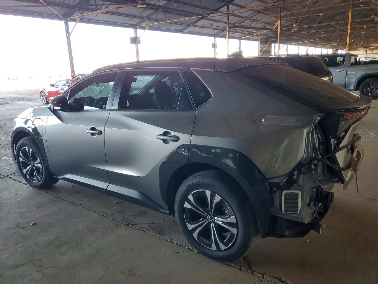2024 Toyota Bz4X Xle - zdjęcie 2