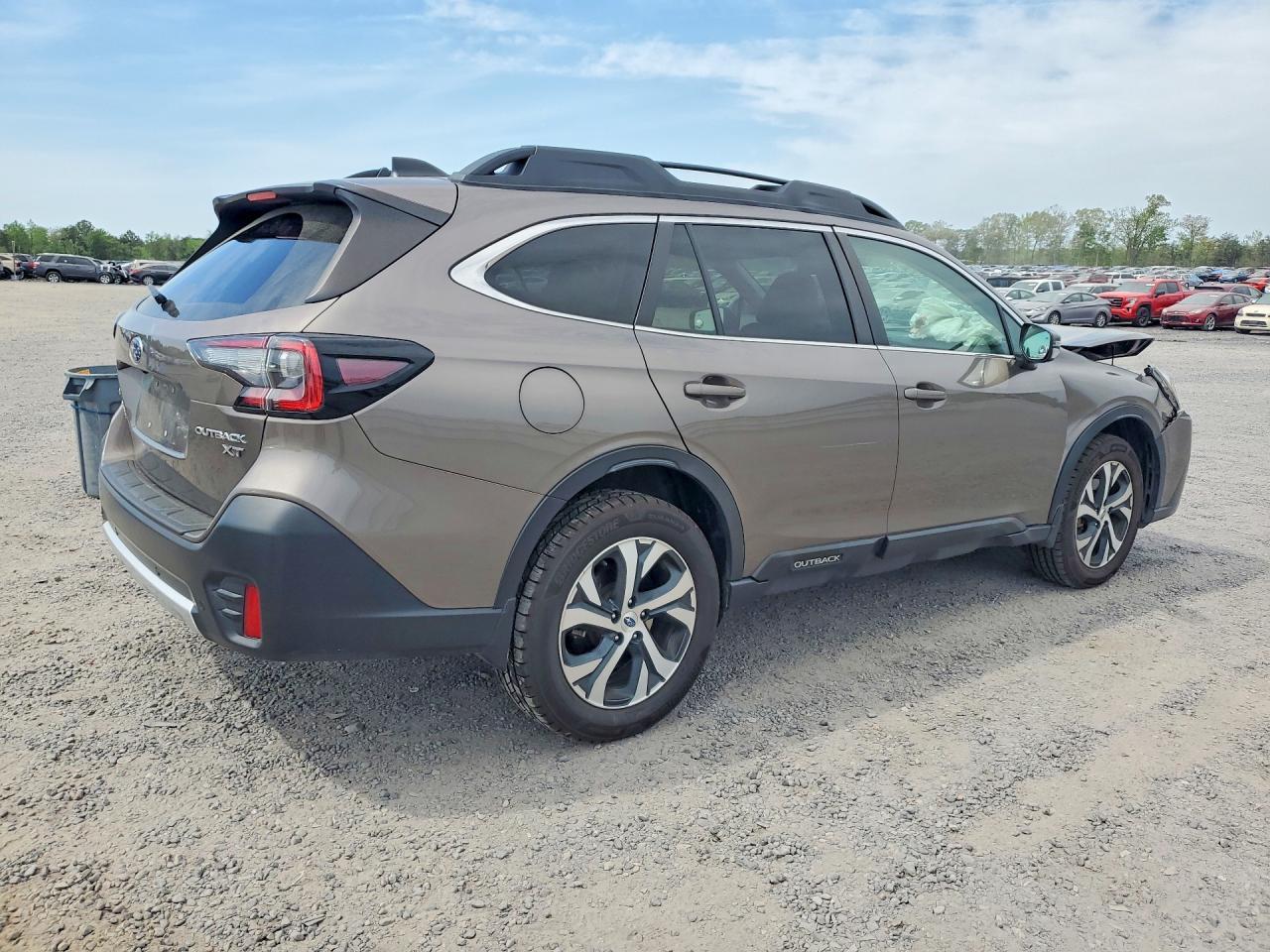 2021 Subaru Outback - zdjęcie 3