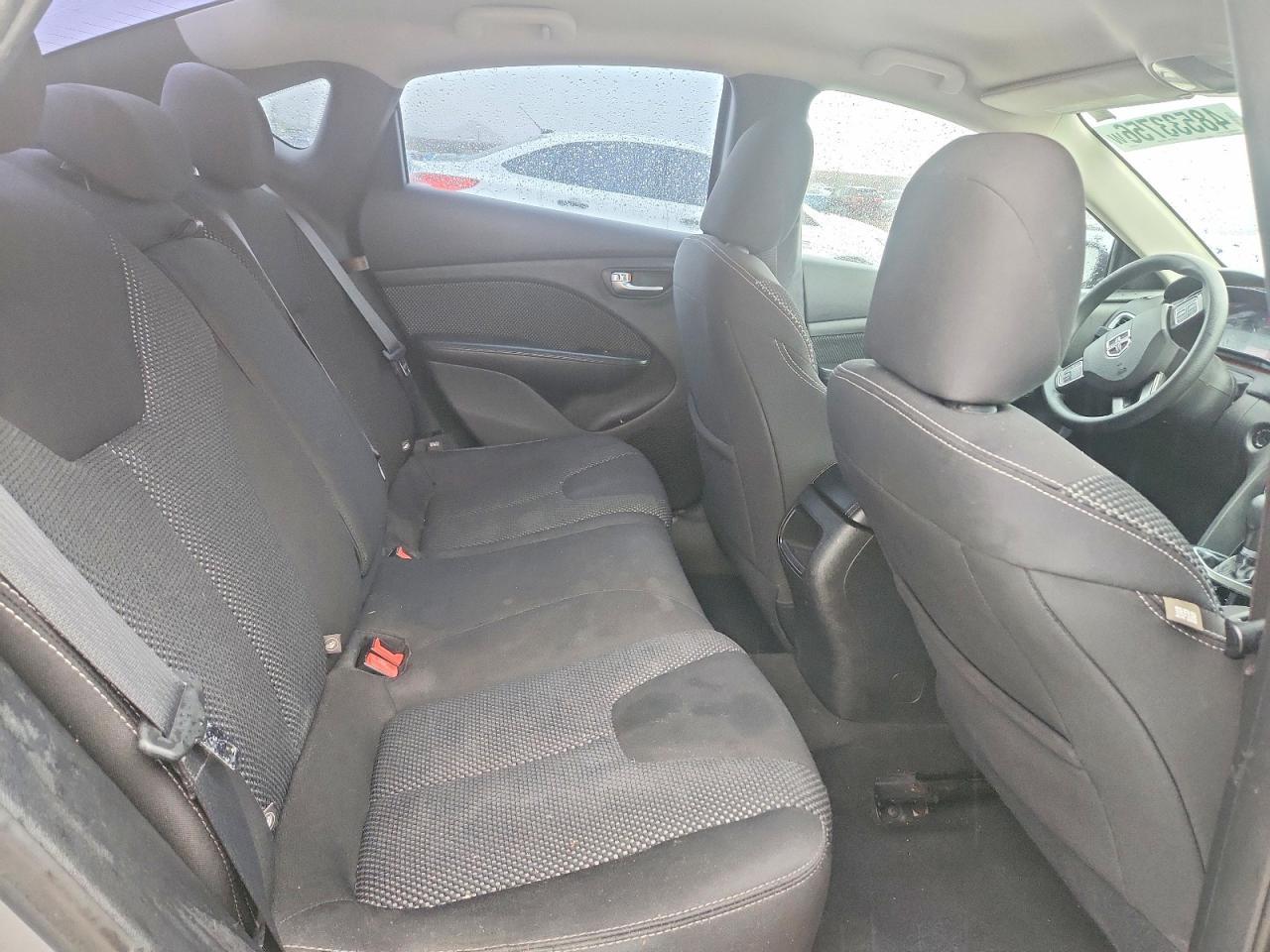 2015 Dodge Dart Sxt - zdjęcie 10