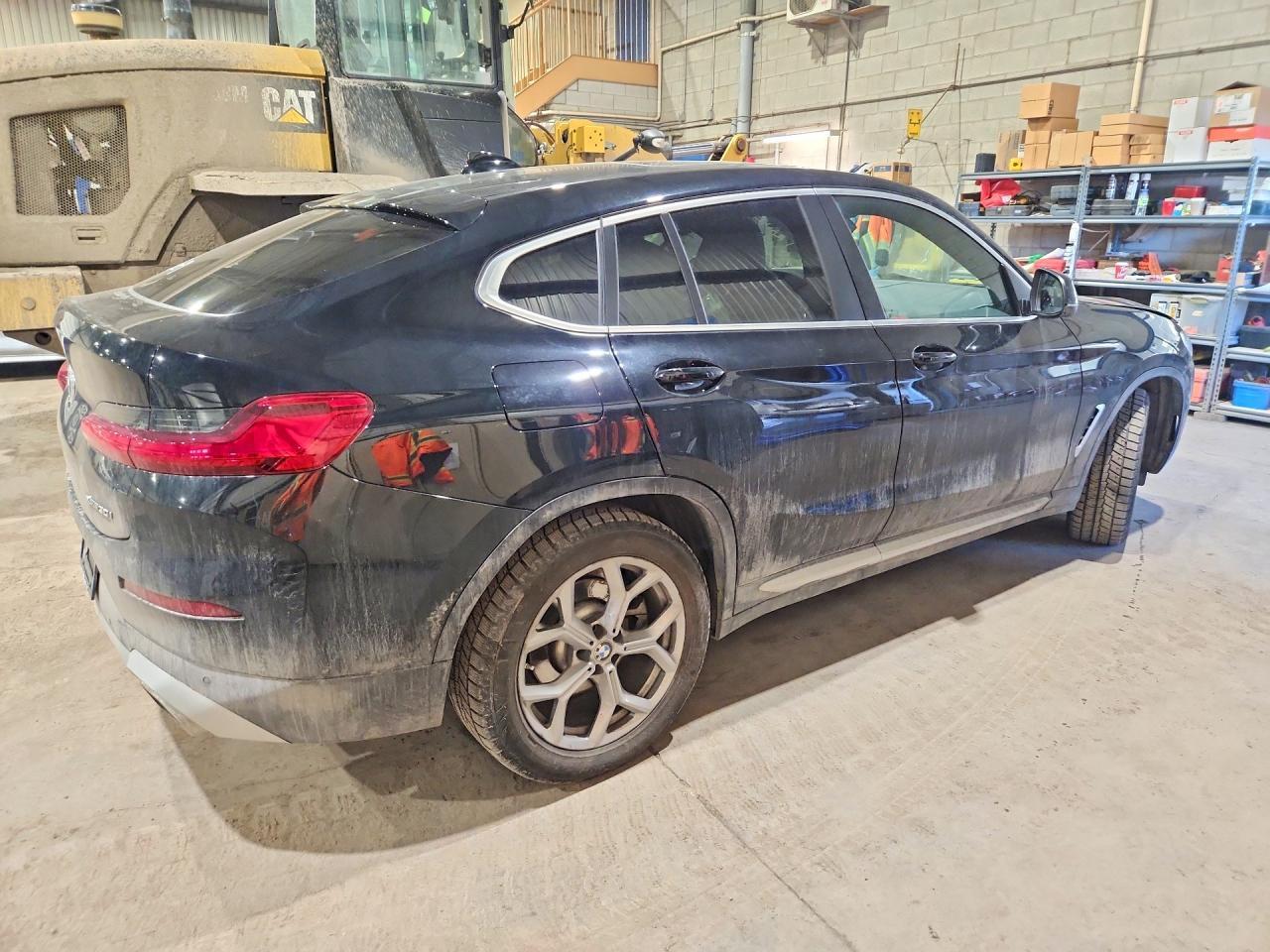 2023 BMW X4 xDrive30I - zdjęcie 3