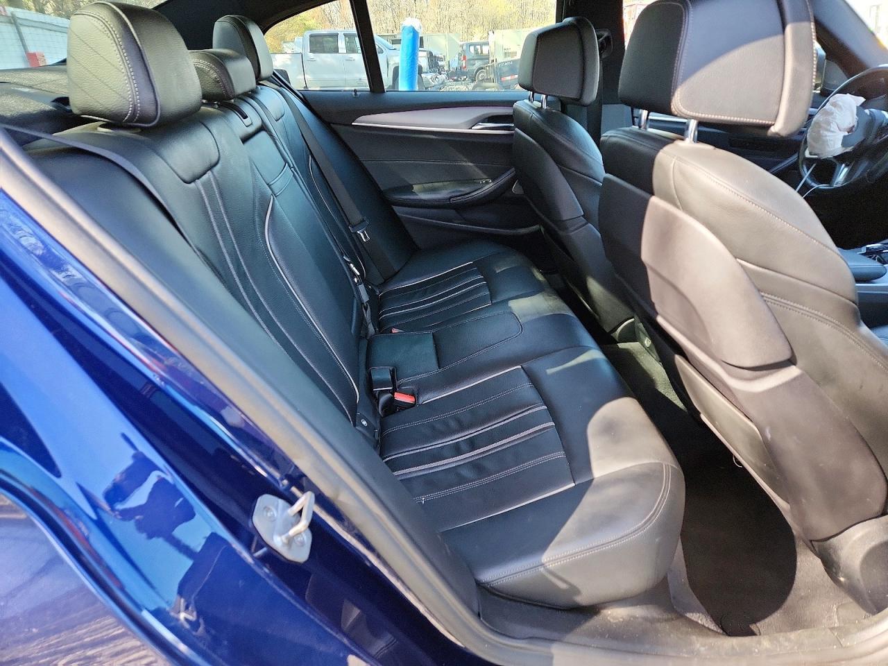 2018 BMW M550Xi - zdjęcie 10