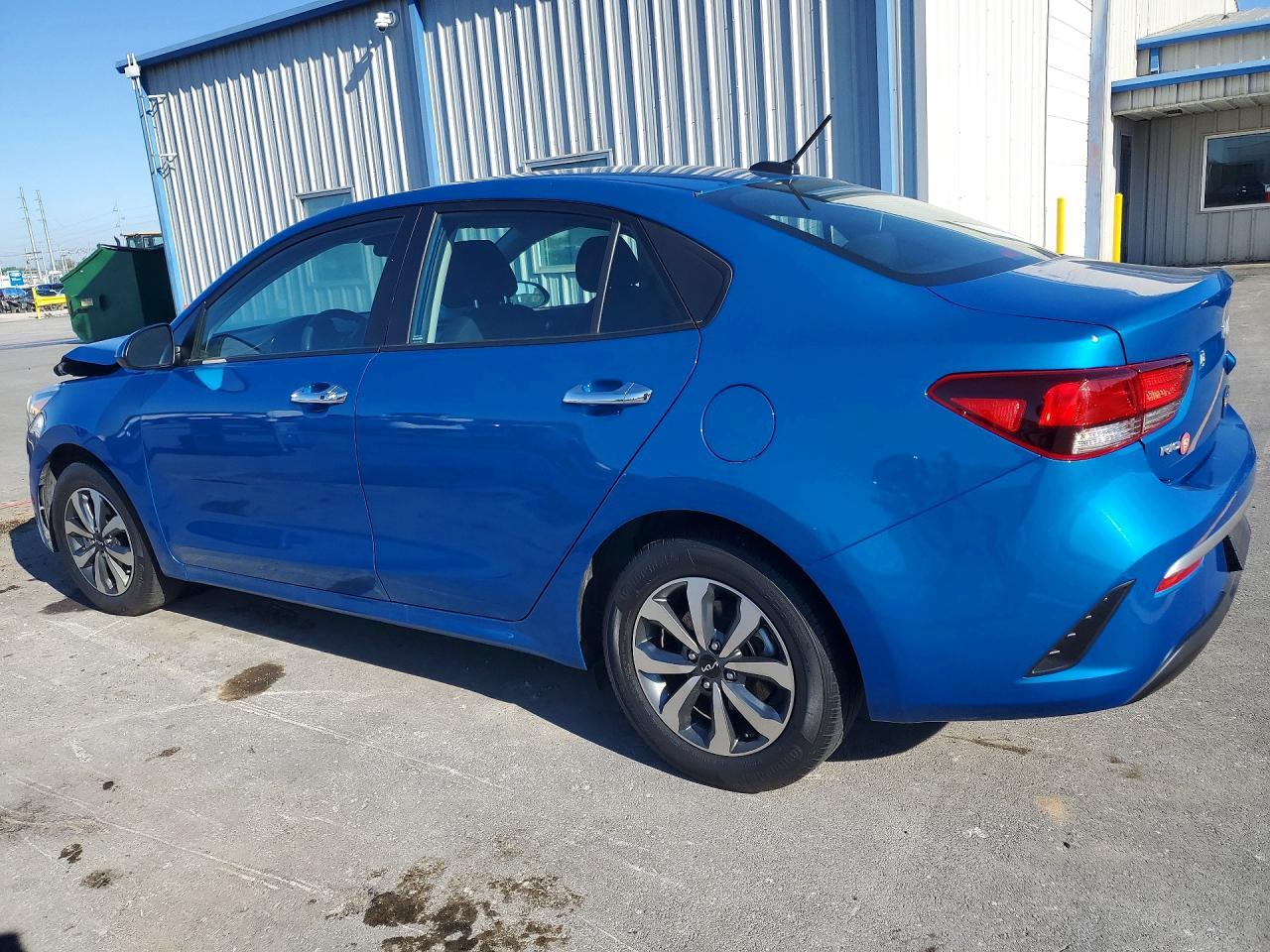 2023 Kia Rio S - zdjęcie 2