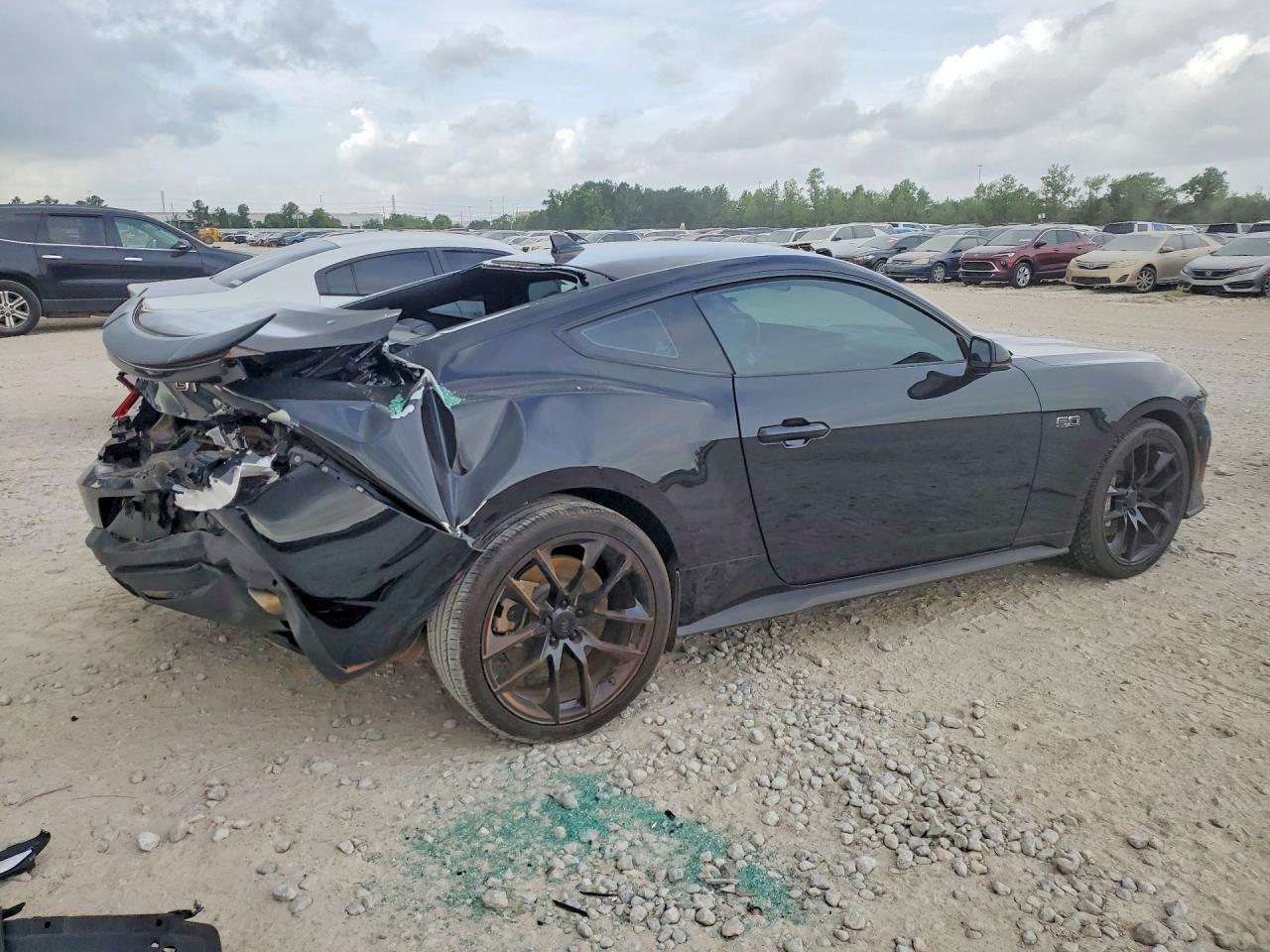 2024 Ford Mustang Gt Premium Fastback - zdjęcie 3
