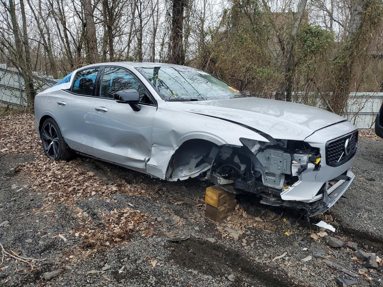 2024 Volvo S60 Core - zdjęcie 4