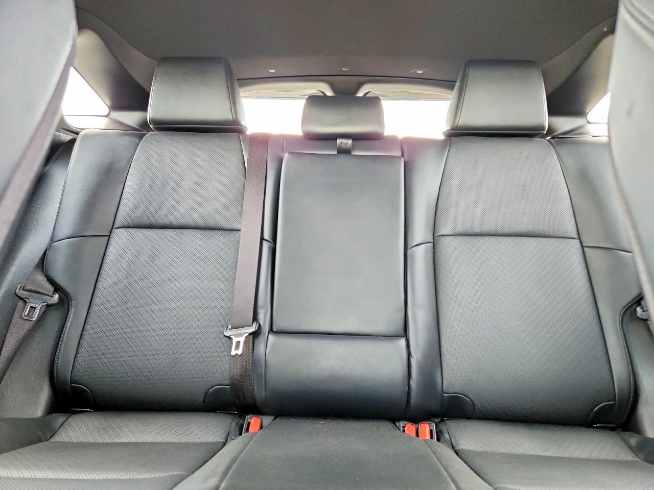 2021 Toyota Venza - zdjęcie 10