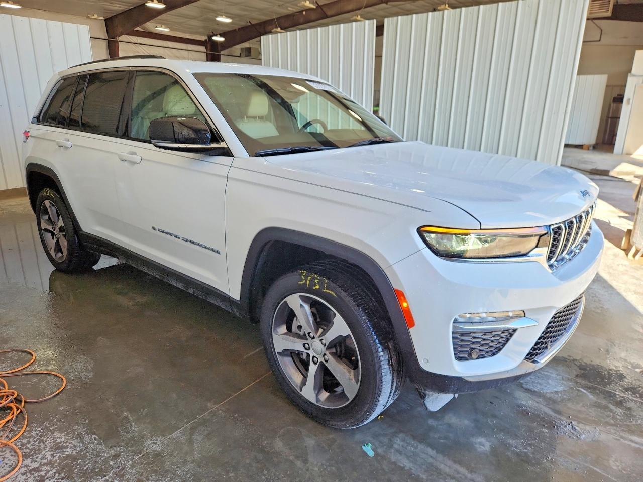 2023 Jeep Grand Cherokee Limited 4Xe - zdjęcie 4