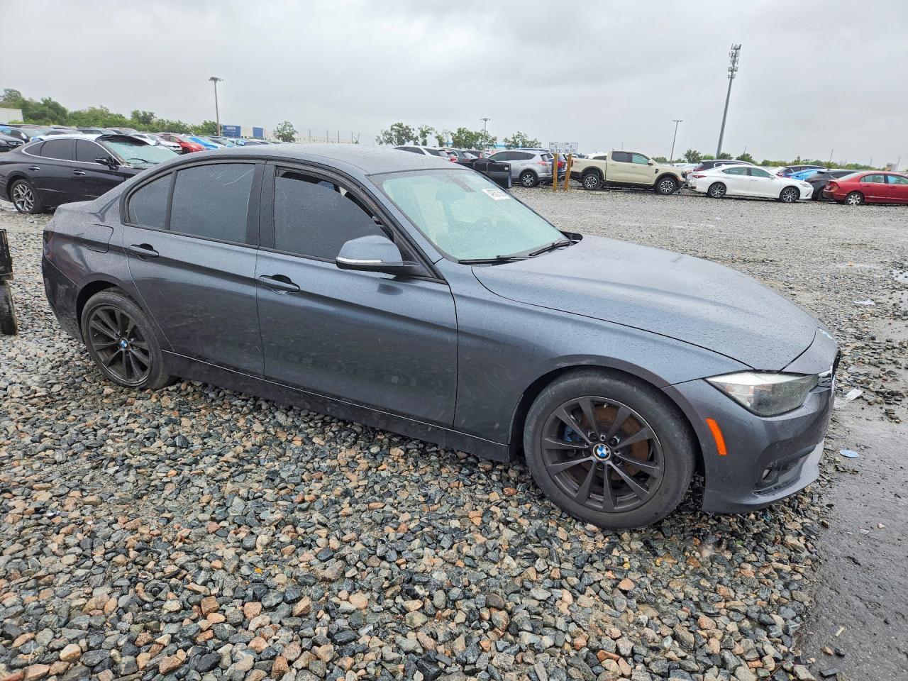 BMW Seria 3 - zdjęcie 4