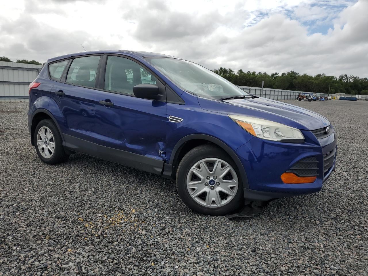 2016 Ford Escape S - zdjęcie 4