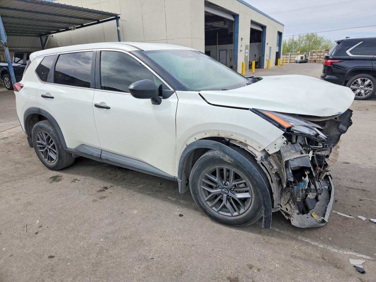 2023 Nissan Rogue S - zdjęcie 4