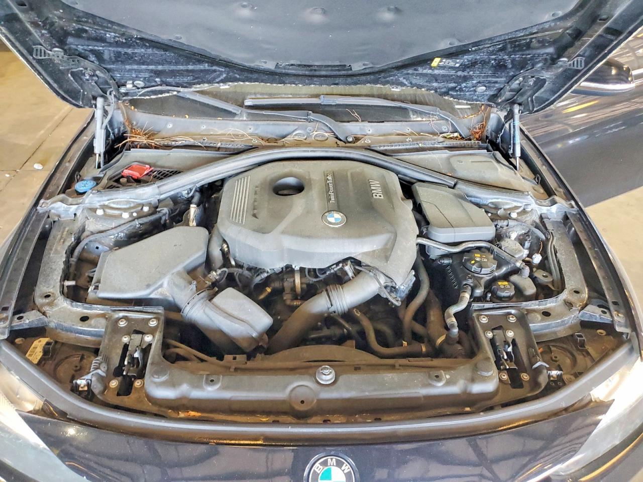 2017 BMW 330 I - zdjęcie 11