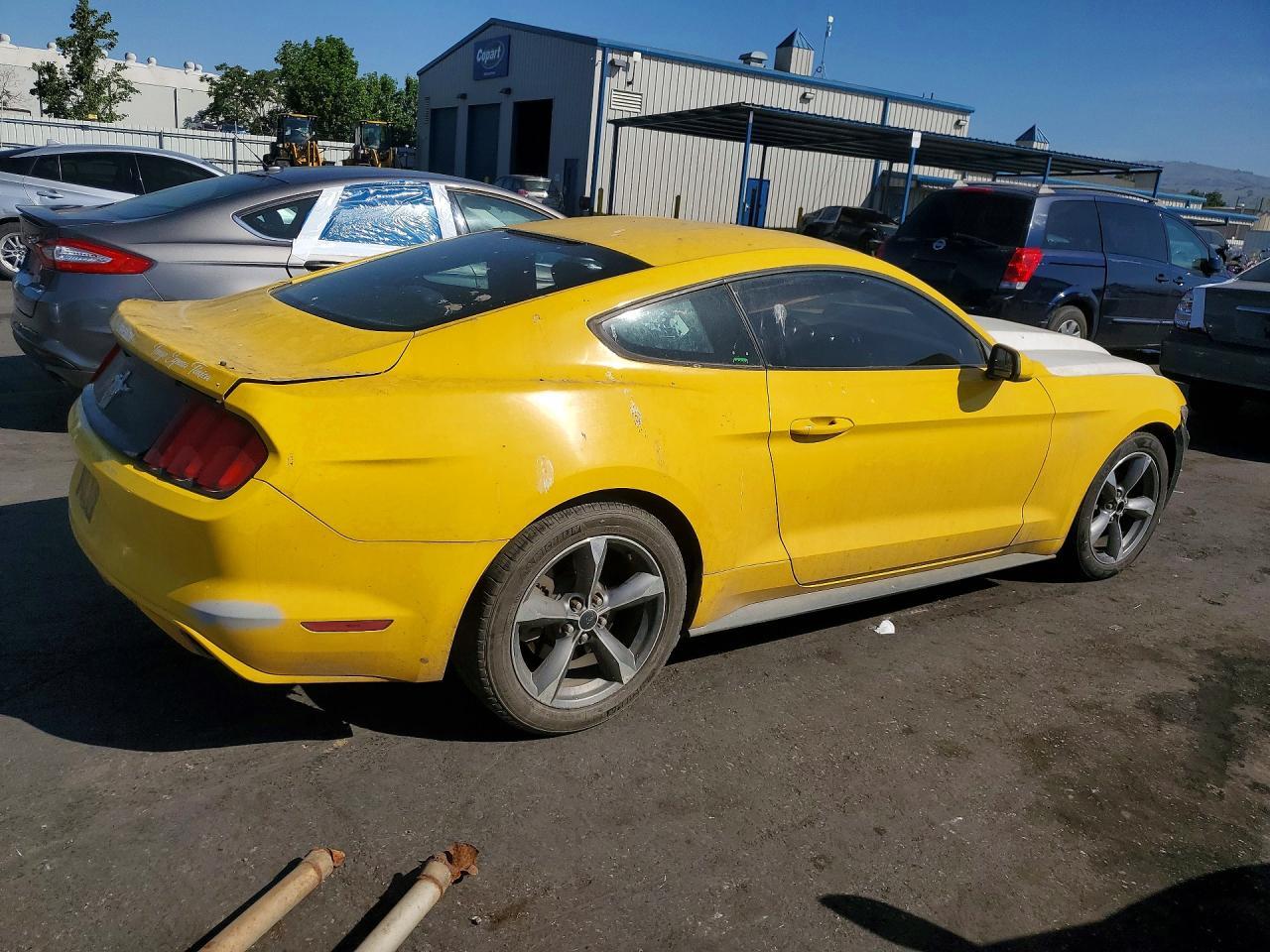 2016 Ford Mustang - zdjęcie 3