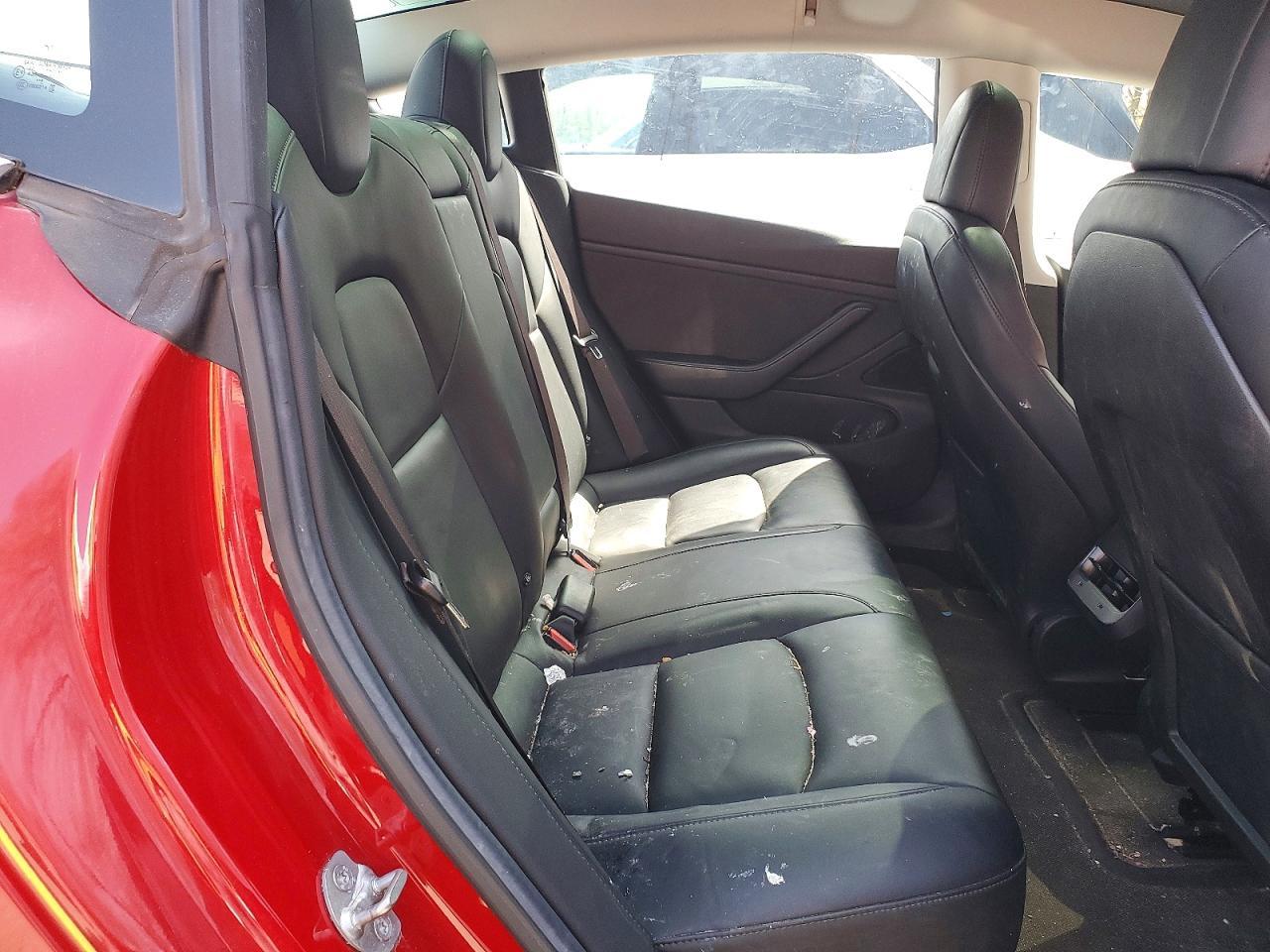 2018 Tesla Model 3 - zdjęcie 10