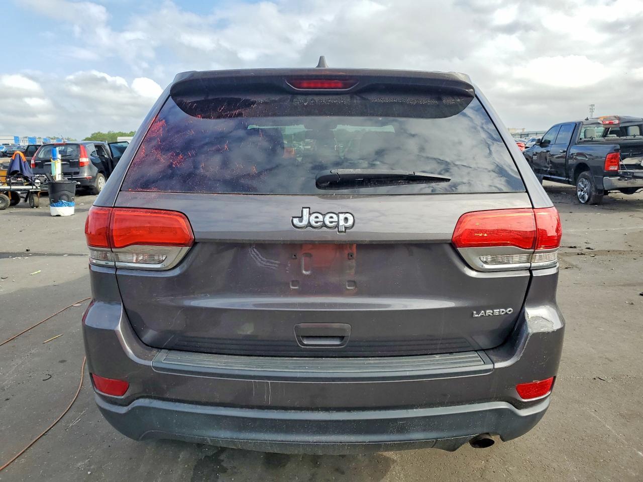 2015 Jeep Grand Cherokee Laredo - zdjęcie 6
