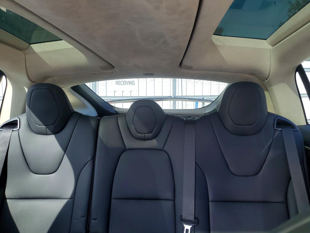 2017 Tesla Model X - zdjęcie 10