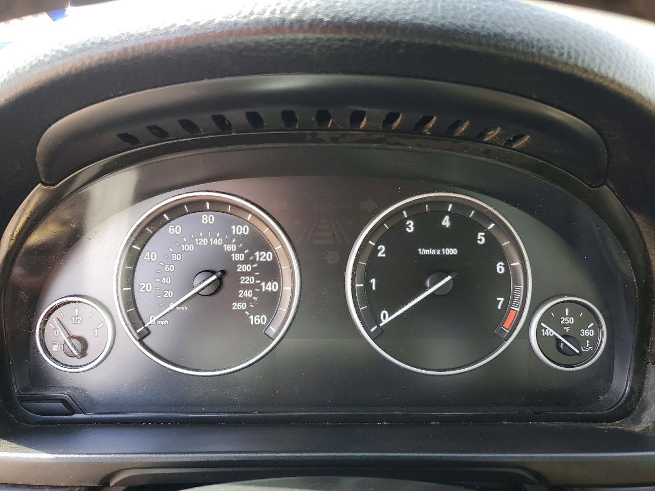 2016 BMW 528 I - zdjęcie 9